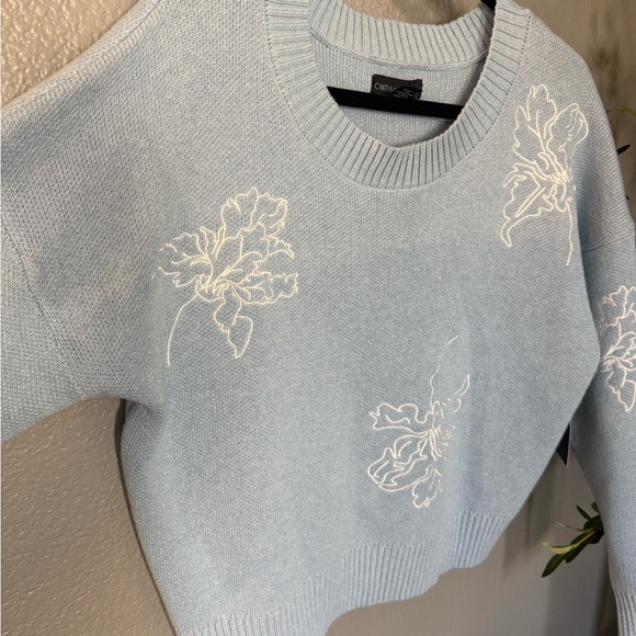 Cynthia Rowley Blue Floral Sweater - Picture 2 of 8